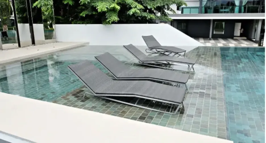 Haus zur Miete mit 4 Zimmer in Bang Kapi, Bangkok