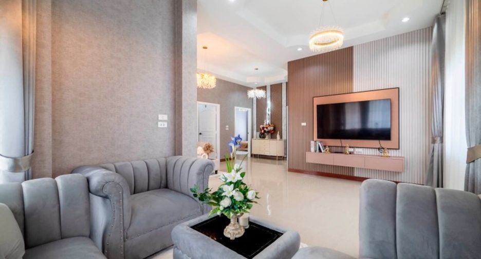 Casa en venta de 3 habitaciones en Bang Lamung, Chonburi