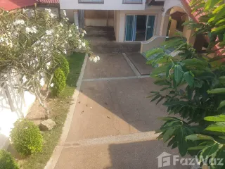 For sale 25 bedrooms hotel in Bang Lamung, Chonburi