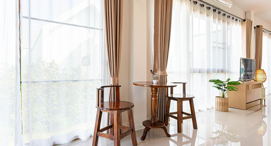 À vendre et à louer 3 chambres maison à Doi Saket, Chiang Mai