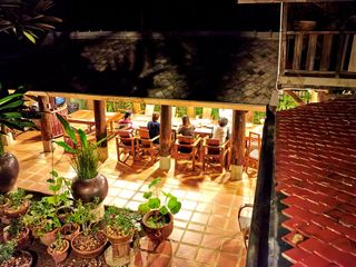 À vendre 8 chambres hôtel à Hang Dong, Chiang Mai