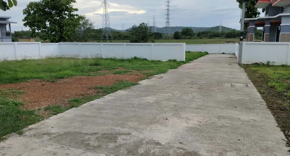 For sale land in Mueang Lamphun, Lamphun