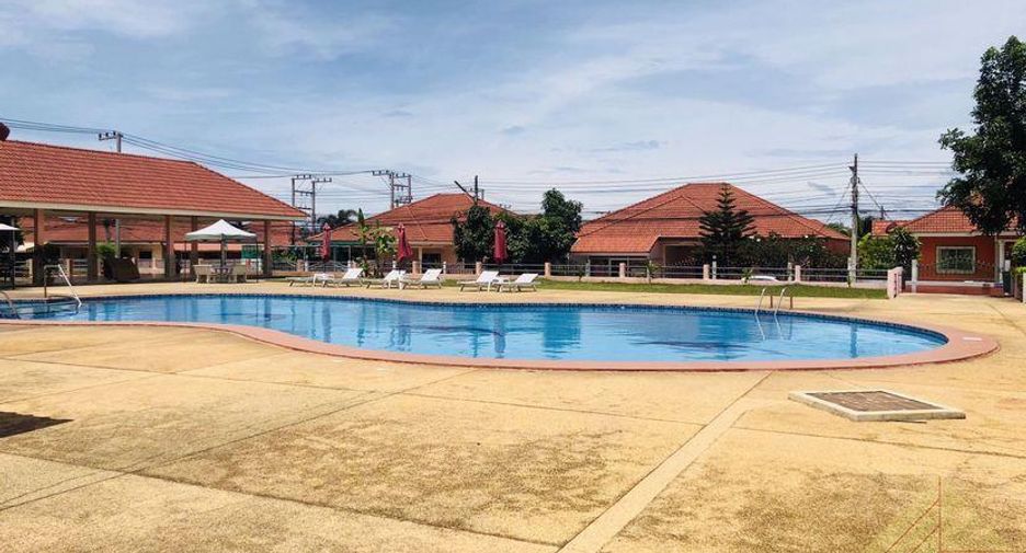 For sale 4 bedrooms villa in Bang Lamung, Chonburi