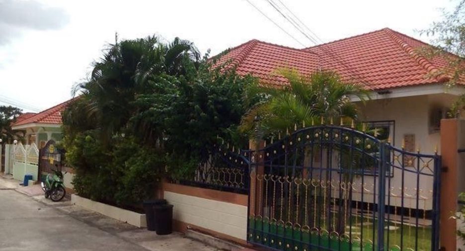 For sale 4 bedrooms villa in Bang Lamung, Chonburi