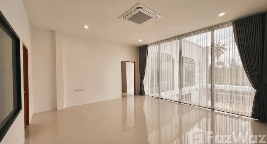 À louer 5 chambres villa à Pran Buri, Prachuap Khiri Khan