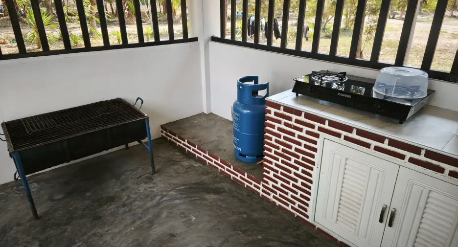 À vendre et à louer 1 chambre maison à Pran Buri, Prachuap Khiri Khan