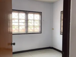 For sale 3 bedrooms townhouse in Tha Yang, Phetchaburi