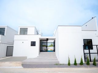For rent 4 bedrooms villa in Hua Hin, Prachuap Khiri Khan