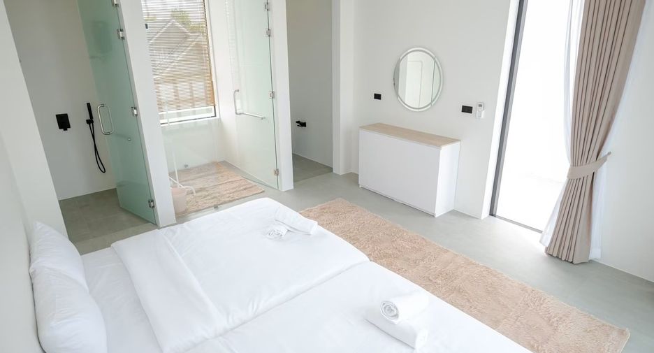 For rent 4 bedrooms villa in Hua Hin, Prachuap Khiri Khan