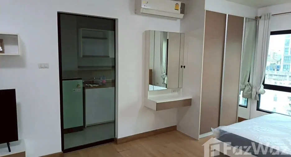 For rent スタジオ condo in Bang Na, Bangkok
