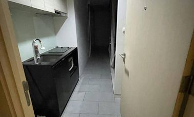 For sale 1 bed condo in Phaya Thai, Bangkok