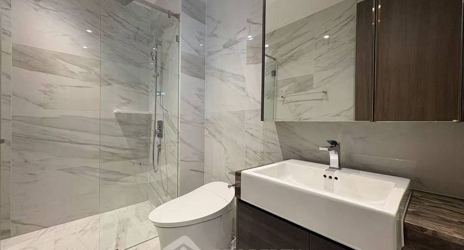 For rent 1 bed condo in Sathon, Bangkok