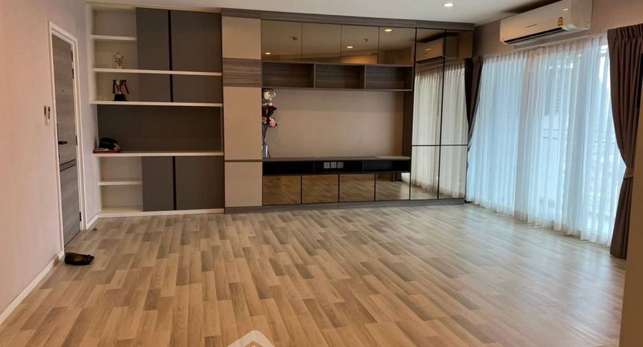 For sale 2 bedrooms condo in Bang Kho Laem, Bangkok