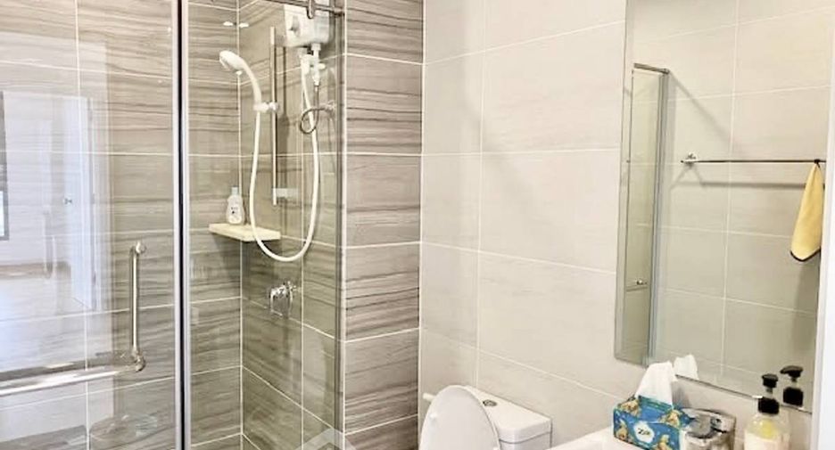 For sale 2 bedrooms condo in Khlong San, Bangkok