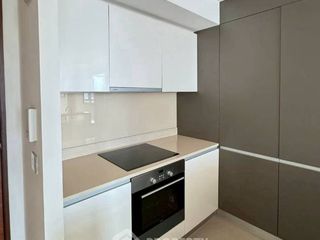 À vendre 1 chambre condo à Sathon, Bangkok