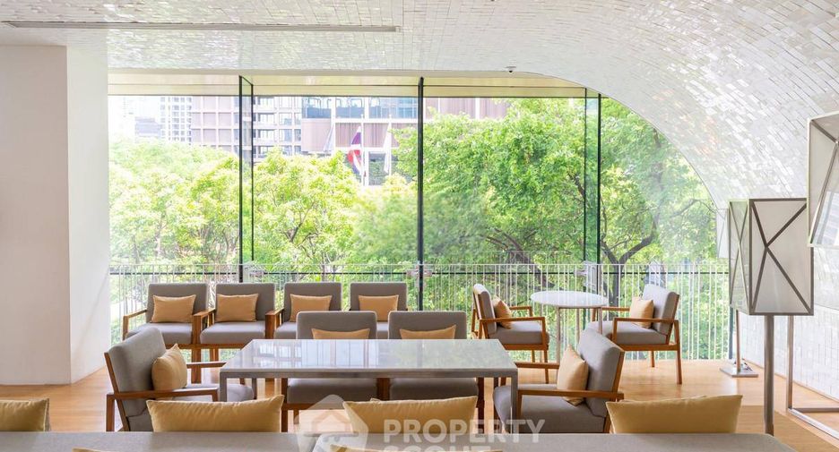 For sale 2 bedrooms condo in Pathum Wan, Bangkok