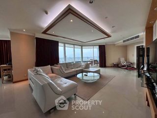 For rent 4 bedrooms condo in Bang Kho Laem, Bangkok
