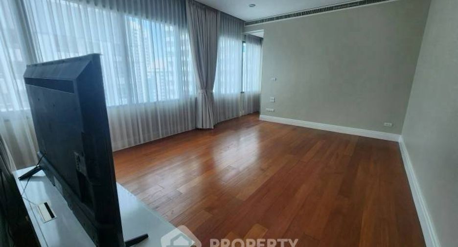 Condo en alquiler de 6 habitaciones en Khlong Toei, Bangkok