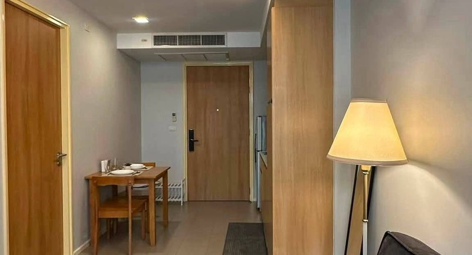 À louer 1 chambre condo à Watthana, Bangkok