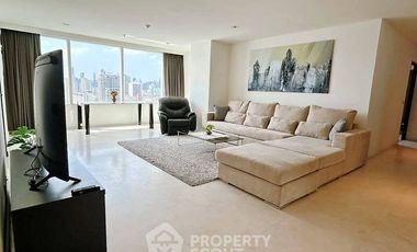 For rent 3 bedrooms condo 