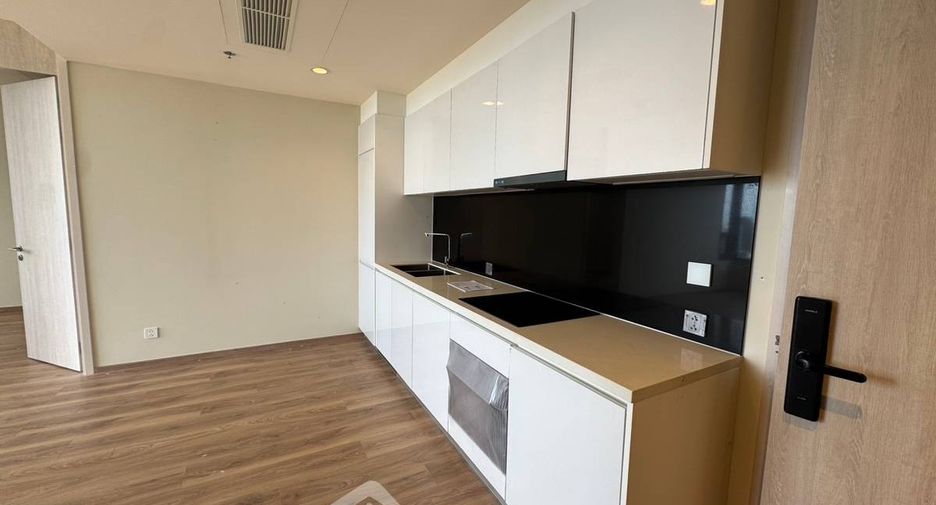 For sale 2 bedrooms condo in Watthana, Bangkok