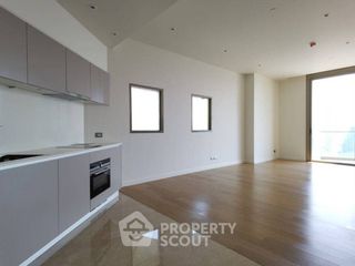 For sale 1 bed condo in Khlong San, Bangkok