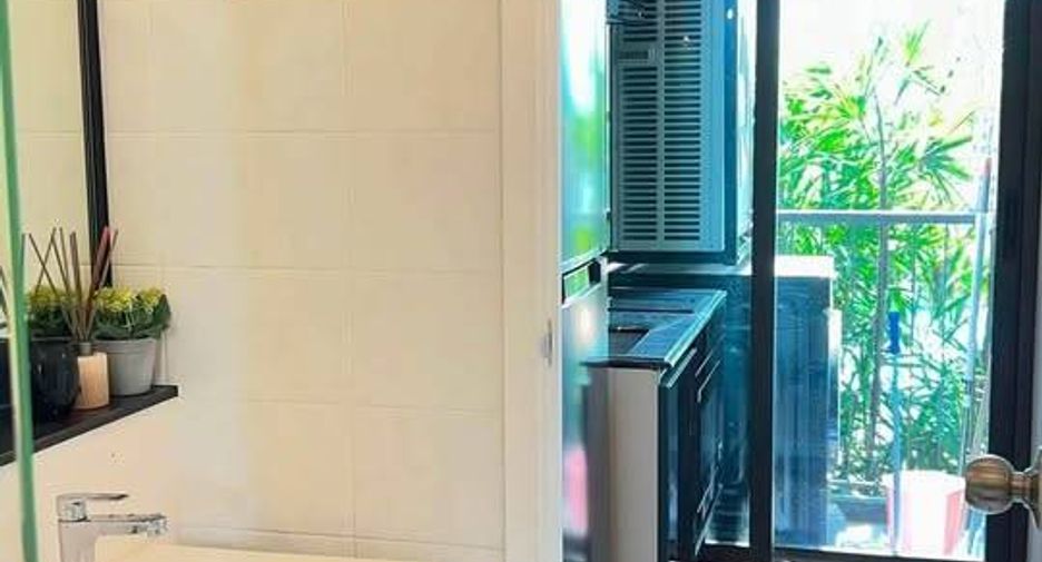 À vendre 1 chambre condo à Bang Phlat, Bangkok
