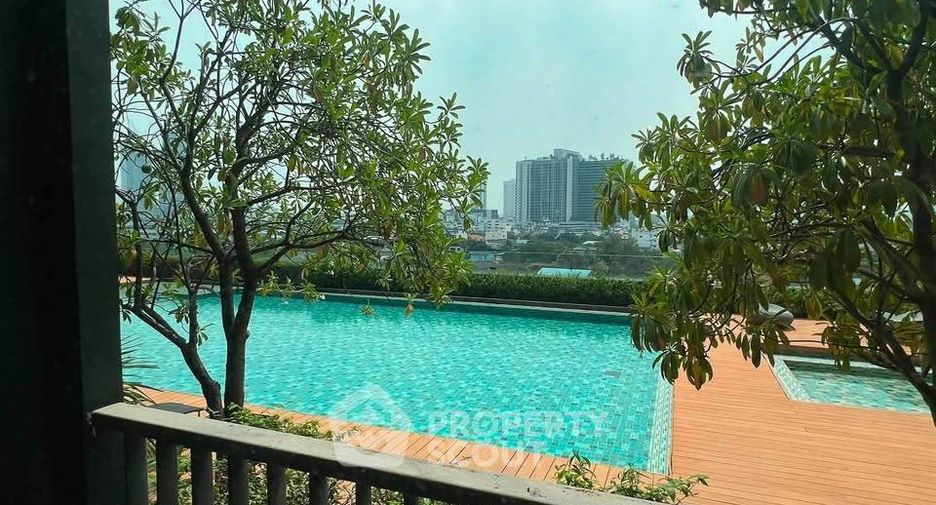 À vendre 1 chambre condo à Bang Phlat, Bangkok