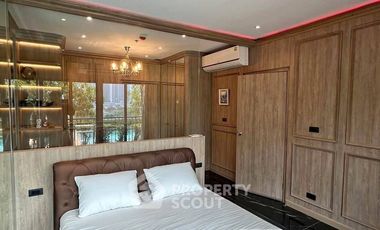 For sale 1 Beds condo in Bang Phlat, Bangkok