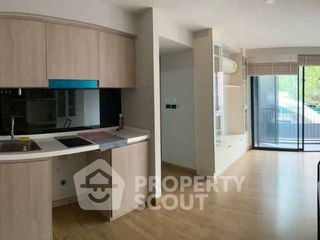 For sale 2 bedrooms condo in Phaya Thai, Bangkok