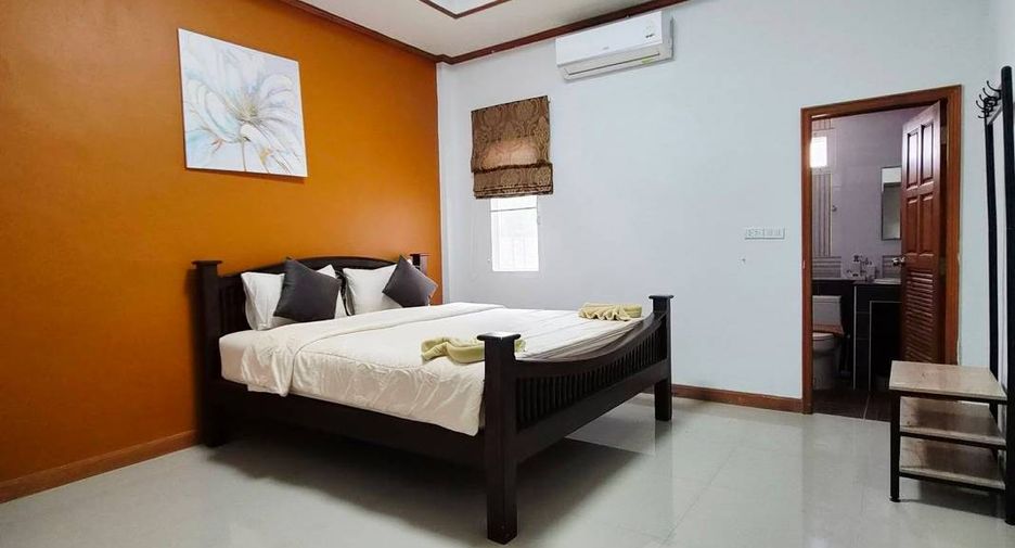 For rent and for sale 5 bedrooms house in Huay Yai, Pattaya