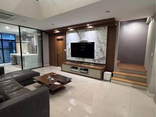 Reihenhaus zum Kauf mit 3 Zimmer in Saphan Sung, Bangkok