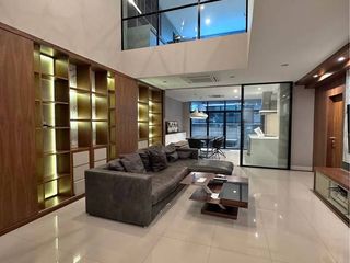 Reihenhaus zum Kauf mit 3 Zimmer in Saphan Sung, Bangkok