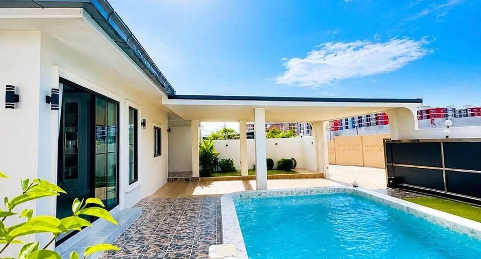 Villa zum Kauf mit 4 Zimmer in Bang Lamung, Chonburi