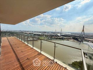 Condo en venta de 4 habitaciones en Yan Nawa, Bangkok
