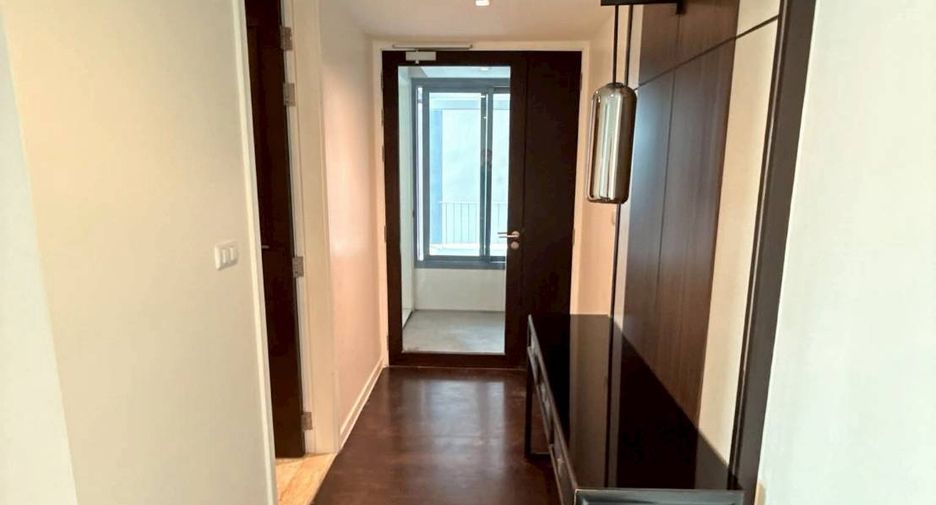 Condo en venta de 4 habitaciones en Yan Nawa, Bangkok