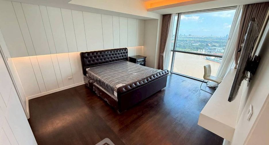 Condo en venta de 4 habitaciones en Yan Nawa, Bangkok