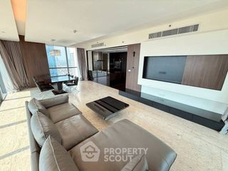 Condo en venta de 4 habitaciones en Yan Nawa, Bangkok