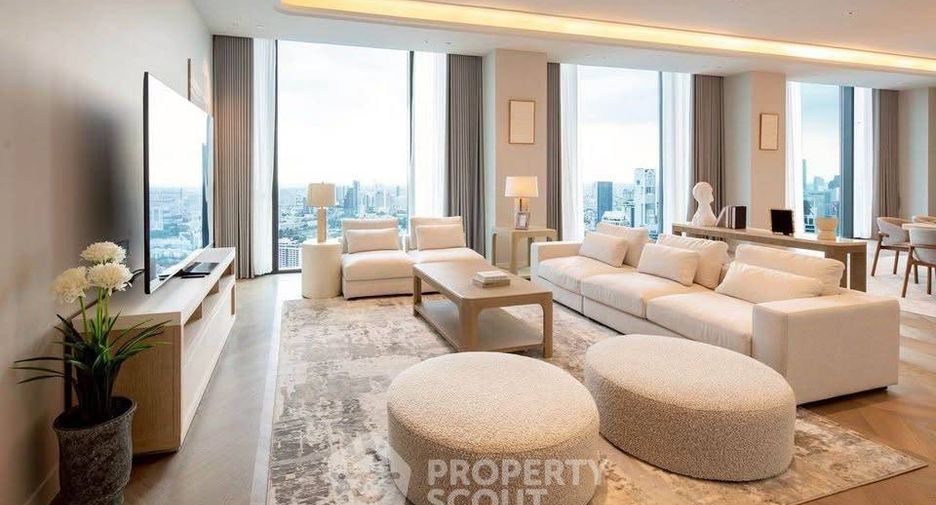 For rent and for sale 3 bedrooms condo 