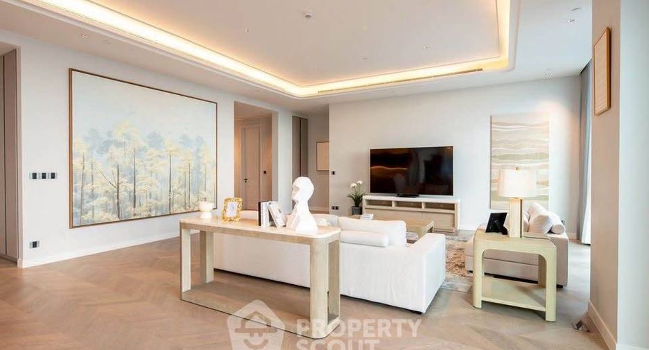 For rent and for sale 3 bedrooms condo 