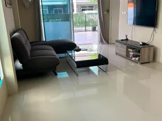 For rent 3 bedrooms townhouse in Mueang Phuket, Phuket