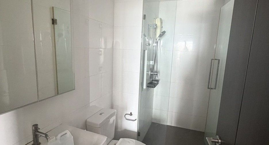 Condo en alquiler de 2 habitaciones en Watthana, Bangkok
