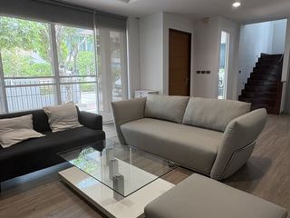 Haus zur Miete mit 3 Zimmer in Bang Phli, Samut Prakan