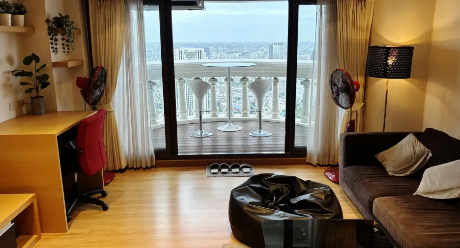 À louer 1 chambre condo à Bang Rak, Bangkok