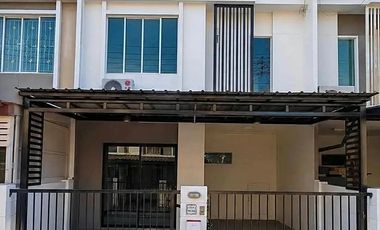 Аренда 3 спальни таунхаус в Bang Phli, Самутпракан