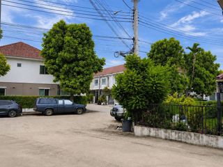 出租 3 卧室 联排别墅 在 Bang Phli, Samut Prakan