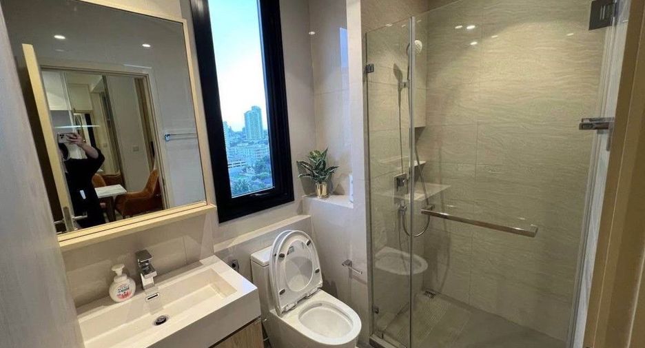 For sale 1 bed condo in Watthana, Bangkok