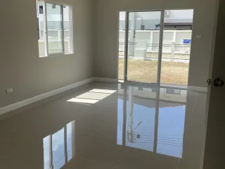 Casa en venta de 3 habitaciones en San Kamphaeng, Chiang Mai