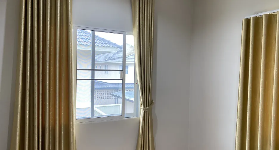 Casa en venta de 3 habitaciones en San Kamphaeng, Chiang Mai