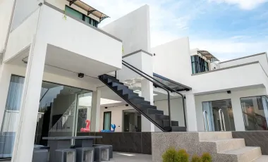 For rent 4 bedrooms villa in Hua Hin, Prachuap Khiri Khan